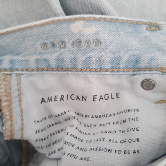 American Eagle Mom Jeans Lightwash size 0 - Picture 7 of 8